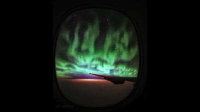 The image shows the Aurora Borealis captured by the Dutch pilot from the cockpit. (Instagram/@jpcvanheijst) The image shows the Aurora Borealis captured by the Dutch pilot from the cockpit. (Instagram/@jpcvanheijst)