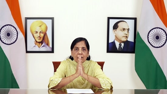 Delhi chief minister Arvind Kejriwal's wife, Sunita Kejriwal, while addressing a press conference on Wednesday. (ANI)