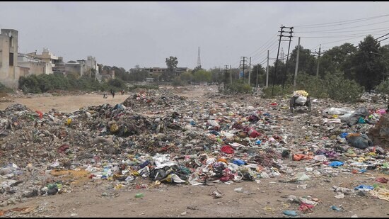 NGO members claimed that the accumulation of garbage near the site suggests a failure in daily waste collection efforts by MC, as mandated in district environment plan. (HT File Photo/For reference)