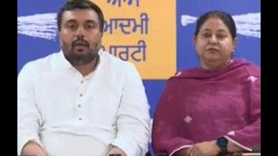 Jalalabad MLA Jagdeep Singh Goldy Kamboj (L) and Ludhiana south legislator Rajinder Pal Kaur Chhina. Jalalabad MLA Jagdeep Singh Goldy Kamboj (L) and Ludhiana south legislator Rajinder Pal Kaur Chhina.