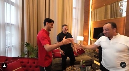 Mahmoud Dahoud being welcomed to the Syrian national team (Syrian FA )