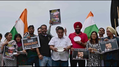 Chandigarh Congress president HS Lucky said it is highly unfair that the income tax department has reopened the cases of the last eight years, which had earlier been duly assessed. (HT Photo)