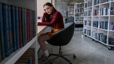 In order to have a healthy emotional balance, it is important to be fluent in our emotions. "How fluent are you in your own emotions? Are you able to identify and feel your feelings, or is it a struggle? Do you tend to focus more on what other people are feeling? If so, you’re not alone," wrote Psychotherapist Terri Cole. Here are a few things that can block emotional fluency and resilience. (Unsplash) In order to have a healthy emotional balance, it is important to be fluent in our emotions. "How fluent are you in your own emotions? Are you able to identify and feel your feelings, or is it a struggle? Do you tend to focus more on what other people are feeling? If so, you’re not alone," wrote Psychotherapist Terri Cole. Here are a few things that can block emotional fluency and resilience. (Unsplash)
