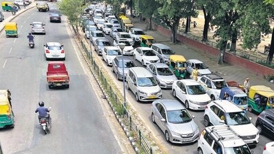 1 km stretch on Bengaluru's Banerghatta road to be shut for an year. Here is why 1 km stretch on Bengaluru's Banerghatta road to be shut for an year. Here is why