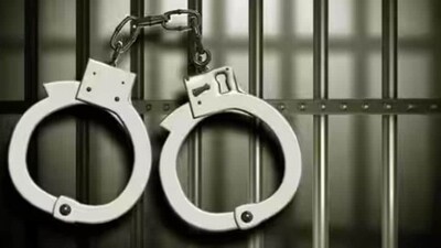 Based on specific information, the Sierra Leone national was apprehended by a team of DRI at Mumbai’s Chhatrapati Shivaji Maharaj International Airport (CSMIA) Based on specific information, the Sierra Leone national was apprehended by a team of DRI at Mumbai’s Chhatrapati Shivaji Maharaj International Airport (CSMIA)