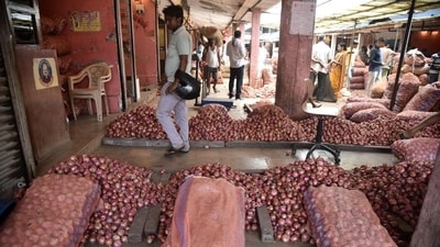 The government banned export of onion in December amid a price spiral due to lower supplies. (HT Photo) The government banned export of onion in December amid a price spiral due to lower supplies. (HT Photo)