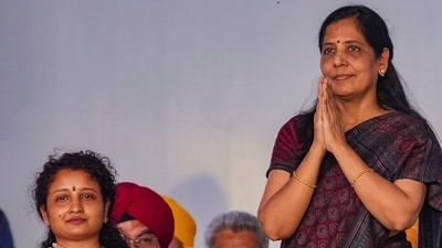 Jailed Delhi CM Arvind Kejriwal's wife Sunita Kejriwal, jailed former Jharkhand CM Hemant Soren's wife Kalpana Soren during INDIA bloc's 'Loktantra Bachao Rally' at Ramlila Maidan in New Delhi on Sunday, (PTI) Jailed Delhi CM Arvind Kejriwal's wife Sunita Kejriwal, jailed former Jharkhand CM Hemant Soren's wife Kalpana Soren during INDIA bloc's 'Loktantra Bachao Rally' at Ramlila Maidan in New Delhi on Sunday, (PTI)