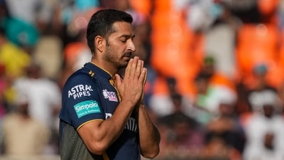 Ahmedabad: Gujarat Titans' Mohit Sharma celebrates the wicket of Sunrisers' Hyderabad's Washington Sundar during the Indian Premier League (IPL) 2024 T20 cricket match between Sunrisers Hyderabad and Gujarat Titans (PTI) Ahmedabad: Gujarat Titans' Mohit Sharma celebrates the wicket of Sunrisers' Hyderabad's Washington Sundar during the Indian Premier League (IPL) 2024 T20 cricket match between Sunrisers Hyderabad and Gujarat Titans (PTI)
