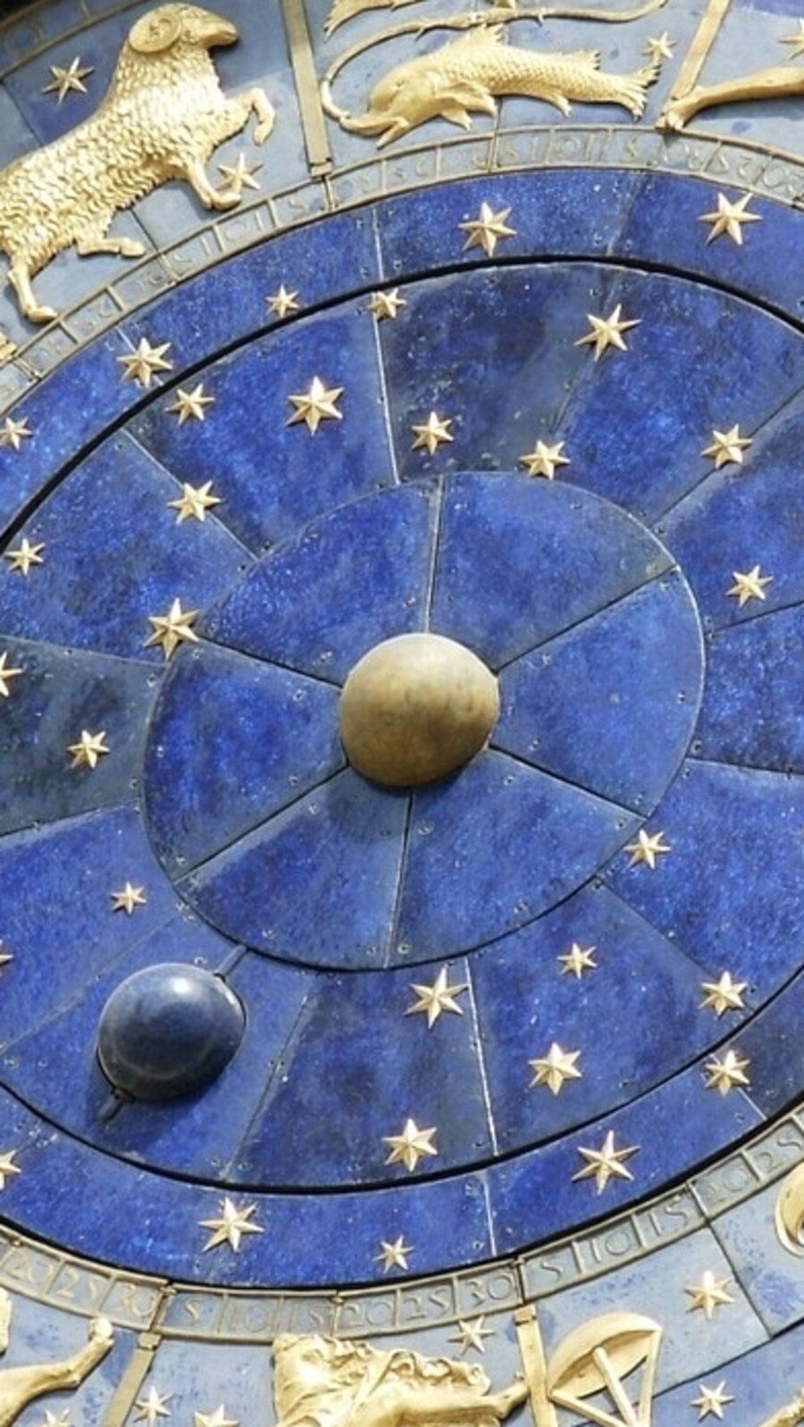 Horoscope Today: Astrological prediction for April 1, 2024 (Pixabay)