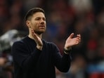 Xabi Alonso has decided to stay at Bayer Leverkusen next season.