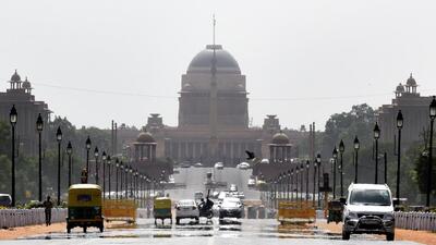 A mirage forms at Rajpath amid extreme heat. (Sonu Mehta/HT PHOTO) A mirage forms at Rajpath amid extreme heat. (Sonu Mehta/HT PHOTO)