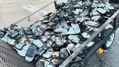 Hundreds of Bibles set ablaze outside an evangelical church in Tennessee on Easter morning Hundreds of Bibles set ablaze outside an evangelical church in Tennessee on Easter morning