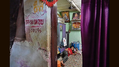 In Mumbai, 19.22 hectares of railway land has been transferred for the Dharavi revamp project. (Anshuman Poyrekar/HT Photo) In Mumbai, 19.22 hectares of railway land has been transferred for the Dharavi revamp project. (Anshuman Poyrekar/HT Photo)