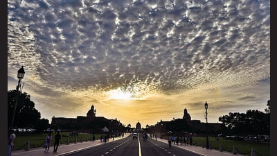 The India Meteorological Department said that cloudy sky will mostly prevail throughout the week. (Sanjeev Verma/HT Photo) The India Meteorological Department said that cloudy sky will mostly prevail throughout the week. (Sanjeev Verma/HT Photo)