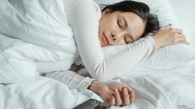 It is important to remember that although Ayurvedic treatments offer comprehensive strategies, each person's response may be different. Consult a trained healthcare professional before adding any new treatments or supplements to your regimen, especially if you are taking any medications or have pre-existing medical conditions. (Pexels)