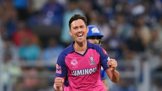 The crowd at the Wankhede made their feelings clear with resounding boos for Pandya at the toss, which Sanju Samson won and said that Rajasthan Royals are bowling first. Boult shook up MI early with Rohit Sharma, Naman Dhir and Dewald Brevis all falling to him for golden ducks.(IPL)