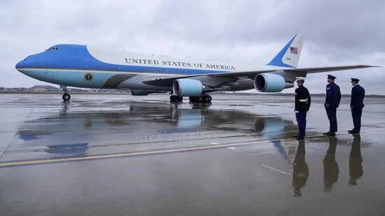 White Correspondents' Association reminded the journalists via an email that stealing items from Air Force One was prohibited. (AP )
