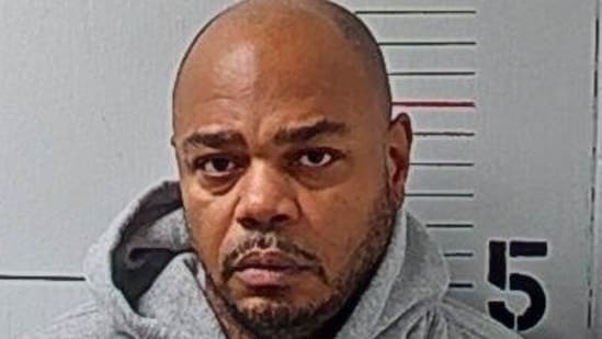 1 dead, 4 injured in shooting at Nashville restaurant during Easter Sunday brunch, suspect Anton Rucker (pictured) on the run (@MNPDNashville/X)