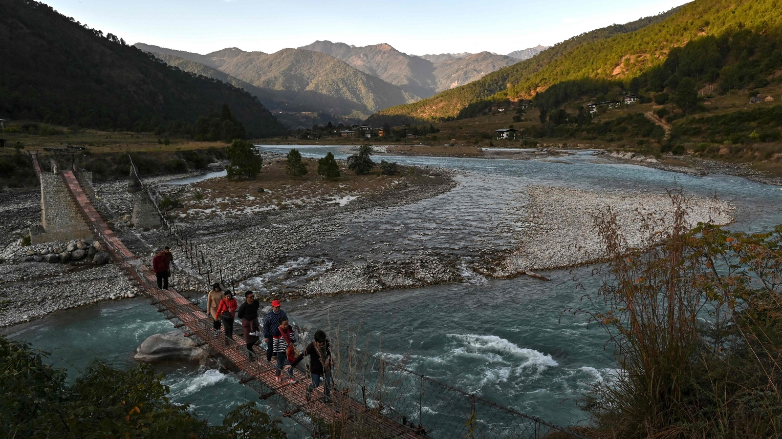 View from the Himalayas | A fine balance among the Himalayan states - Vimarsana News