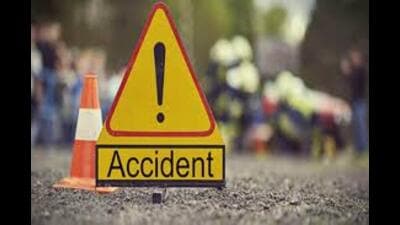 3 kids among 4 killed after bus overturns in Barabanki (Pic for representation) 3 kids among 4 killed after bus overturns in Barabanki (Pic for representation)