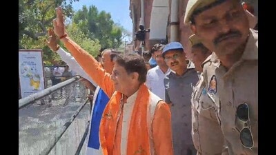 Bharatiya Janata Party ( BJP) candidate and actor Arun Govil in Meerut to file his nomination papers for Meerut-Hapur Lok Sabha seat on Tuesday. (HT) Bharatiya Janata Party ( BJP) candidate and actor Arun Govil in Meerut to file his nomination papers for Meerut-Hapur Lok Sabha seat on Tuesday. (HT)