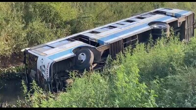 Both conductor and bus driver fled from the spot after the accident. (HT photoR)