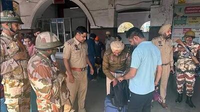 Over 3,851 persons were frisked at 193 railway stations and 162 bus stands. (HT file photo)