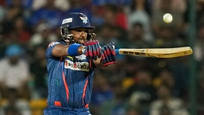 LSG's run rate dropped sharply in the period between the 15th and 18th overs. Nicholas Pooran then got a few big hits in the last two overs, finishing unbeaten on 40 off 21 and LSG's innings ended on 181/5 in 20 overs. (PTI) LSG's run rate dropped sharply in the period between the 15th and 18th overs. Nicholas Pooran then got a few big hits in the last two overs, finishing unbeaten on 40 off 21 and LSG's innings ended on 181/5 in 20 overs. (PTI)