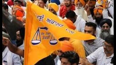 Shiromani Akali Dal has urged the EC to take strict action against Lalpura. (HT file photo)
