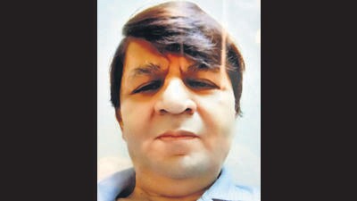 The incident occurred around 10.30 am when Hemant Patel was on his two-wheeler going towards Thane from the Ghodbunder area. (Praful Gangurde / HT Photo)