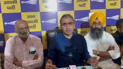Senior vice-president of the Aam Aadmi Party (AAP)’s Haryana unit Anurag Dhanda on Wednesday cornered the Haryana government on the issue of several unemployed youth from the state stranded abroad. (HT File)