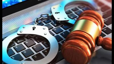 Two cyber criminals were arrested for their alleged involvement in cheating a woman of ₹20 lakh by impersonating Mumbai police officials. (Representational Image) Two cyber criminals were arrested for their alleged involvement in cheating a woman of ₹20 lakh by impersonating Mumbai police officials. (Representational Image)