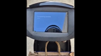 The EV owner also shared a video of his scooter getting updated. (X/@praaatiiik) The EV owner also shared a video of his scooter getting updated. (X/@praaatiiik)