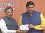 Former Congress leader Gourav Vallabh joins BJP in the presence of BJP general secretary Vinod Tawde. Former Congress leader Gourav Vallabh joins BJP in the presence of BJP general secretary Vinod Tawde.