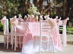 Elevate your summer gathering with smart décor tips (Shutterstock)