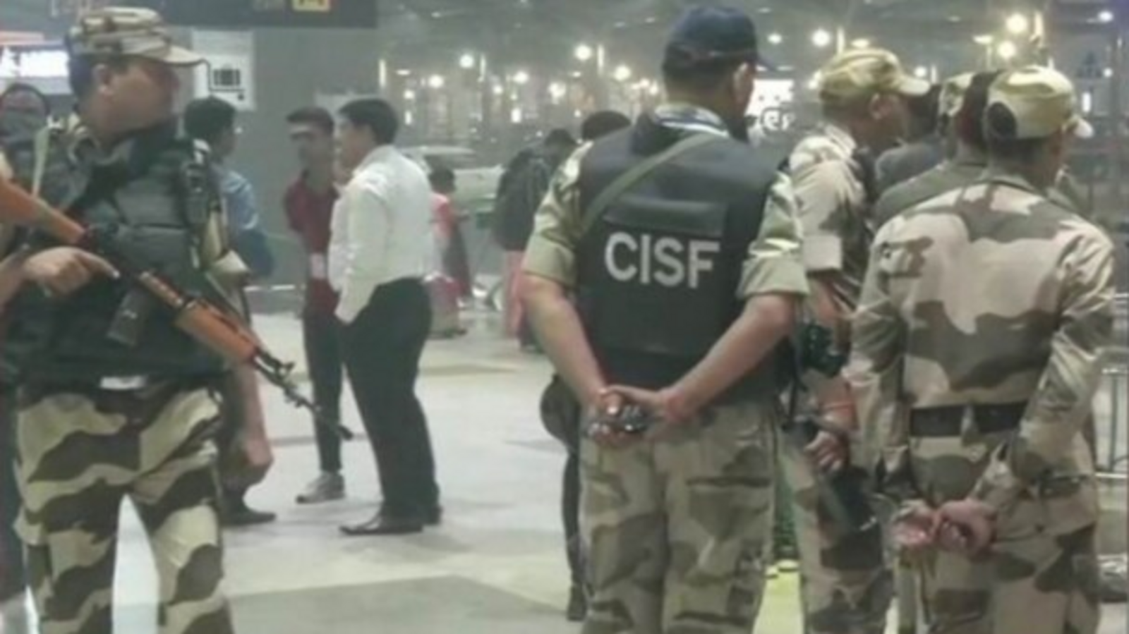 CISF constable shoots self at Delhi's Nangloi metro station - Vimarsana News