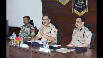 Accompanied by IG frontier headquarters, BSF Jalandhar, Dr Atul Fulzele, Punjab special director general of police (law and order) Arpit Shukla discussed strategy with the BSF to further strengthen the line of defence and break the supply chain of drugs from across the border.