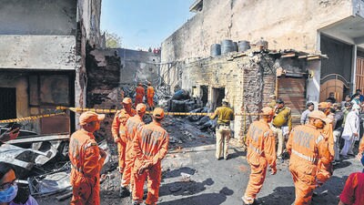 An NDRF team at the site of the illegal paint manufacturing factory on February 16, a day after a fire in the building led to the death of 11 people. (Raj K Raj/HT Photo) An NDRF team at the site of the illegal paint manufacturing factory on February 16, a day after a fire in the building led to the death of 11 people. (Raj K Raj/HT Photo)