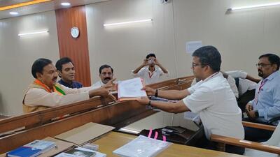 BJP’s Mahesh Sharma filed his nomination on Wednesday for the constituency having 1,830,966 registered voters — 759,418 in Noida, 704,502 in Dadri and 367,046 in Jewar. (HT Photo) BJP’s Mahesh Sharma filed his nomination on Wednesday for the constituency having 1,830,966 registered voters — 759,418 in Noida, 704,502 in Dadri and 367,046 in Jewar. (HT Photo)