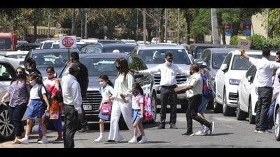 Due to the presence of five schools and a college on a single stretch in Sector 26, Chandigarh, traffic chaos persists during morning and afternoon hours through the year. (HT File) Due to the presence of five schools and a college on a single stretch in Sector 26, Chandigarh, traffic chaos persists during morning and afternoon hours through the year. (HT File)
