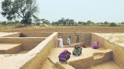 Excavation work at Rakhigarhi, an Indus Valley Civilisation site in Haryana. (Saumya Khandelwal/ HT Archive) Excavation work at Rakhigarhi, an Indus Valley Civilisation site in Haryana. (Saumya Khandelwal/ HT Archive)