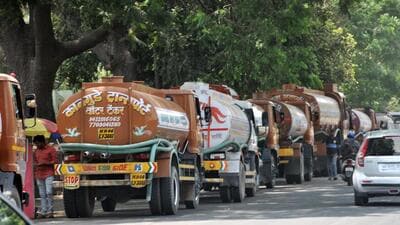 The PMC pays ₹2,000 per tanker to the operators onboarded by the civic body for supplying utility water to different areas of the city. (REPRESENTATIVE PHOTO) The PMC pays ₹2,000 per tanker to the operators onboarded by the civic body for supplying utility water to different areas of the city. (REPRESENTATIVE PHOTO)