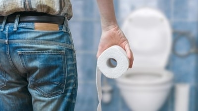 2. Constipation: Amp up your fibre intake with fruits, veggies, and whole grains. Stay hydrated and consider adding magnesium-rich foods like leafy greens and nuts. (Unsplash) 2. Constipation: Amp up your fibre intake with fruits, veggies, and whole grains. Stay hydrated and consider adding magnesium-rich foods like leafy greens and nuts. (Unsplash)