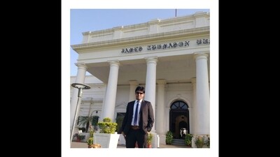 IFS officer Himanshu Tyagi cracked JEE after failing the coveted exam in his first attempt. (X/@Himanshutyg_ifs) IFS officer Himanshu Tyagi cracked JEE after failing the coveted exam in his first attempt. (X/@Himanshutyg_ifs)
