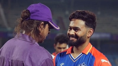 Shah Rukh Khan won hearts with his interaction with Rishabh Pant. Shah Rukh Khan won hearts with his interaction with Rishabh Pant.
