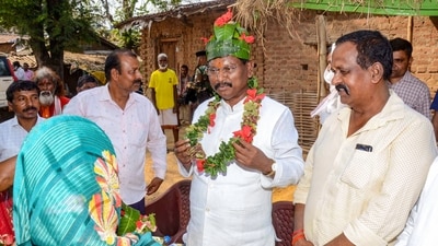 Union Minister and BJP candidate from Khunti constituency, Arjun Munda during a campaign at Bundu, in Ranchi district, Jharkhand. (PTI) Union Minister and BJP candidate from Khunti constituency, Arjun Munda during a campaign at Bundu, in Ranchi district, Jharkhand. (PTI)