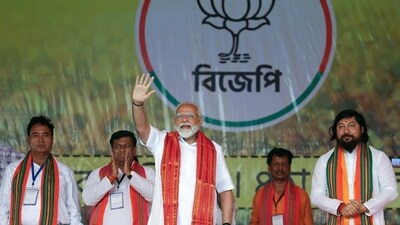 There are 42 parliamentary constituencies in West Bengal. (PM Modi X) There are 42 parliamentary constituencies in West Bengal. (PM Modi X)
