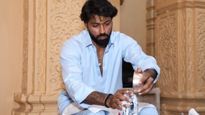 Cricketer Hardik Pandya offers prayers at the Somnath temple in Veraval, Gujarat (PTI) Cricketer Hardik Pandya offers prayers at the Somnath temple in Veraval, Gujarat (PTI)