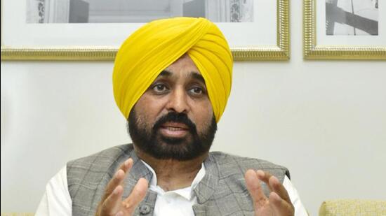 Chief minister Bhagwant Mann on Friday held separate meetings with the AAP candidates and MLAs from Anandpur Sahib and Amritsar Lok Sabha constituencies to take feedback from them regarding the prevailing political situation and discussed the election strategy based on their feedback. (HT File)