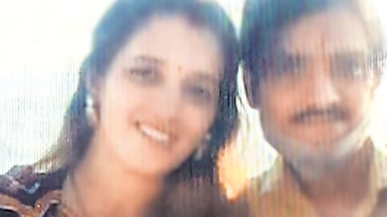 Jitendra Tak, 40, a resident of Bhatpada, in Virar, along with his wife Kiran Tak, 35.